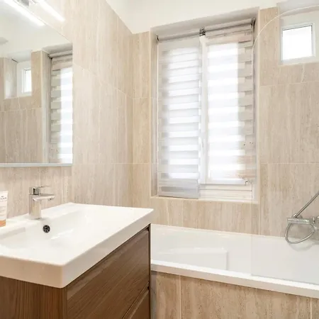 شقة Eiffel Tower باريس