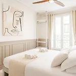 Eiffel Tower Apartamento